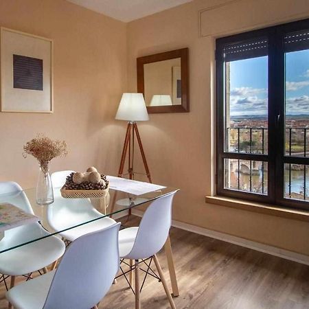 El Puente Apartment Zamora Luaran gambar