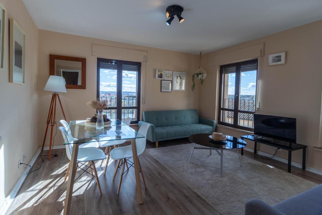El Puente Apartment Zamora Luaran gambar
